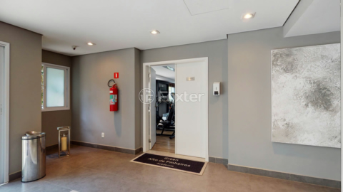 Image 63 - 318451